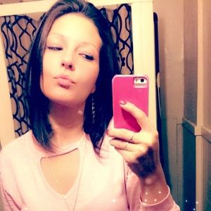 Meet your Posher, Deanna